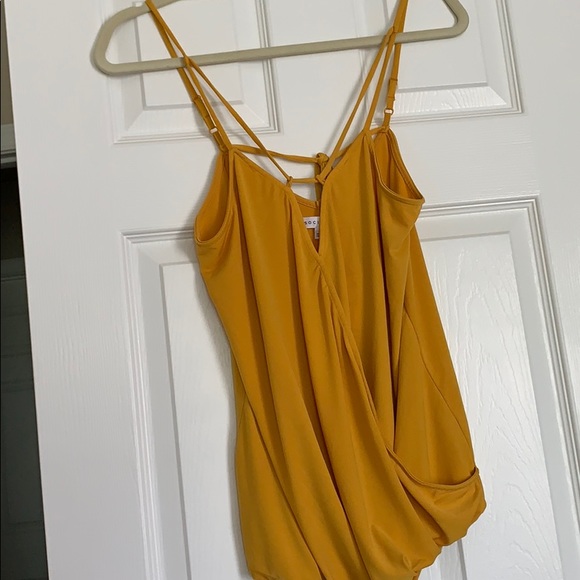 Socialite Mustard Yellow Strappy Tank - Picture 7 of 8